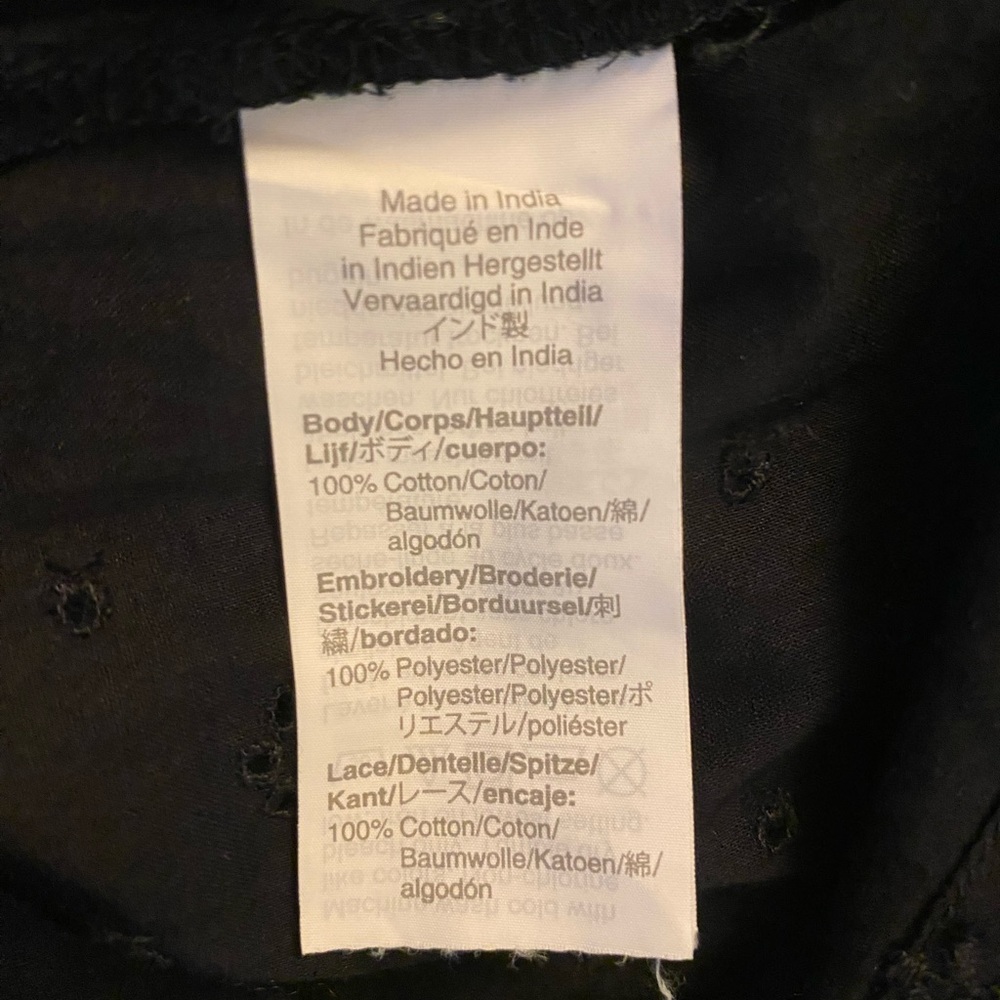 J. Crew Cotton Eyelet Popover Blouse. Large - Picture 7 of 8
